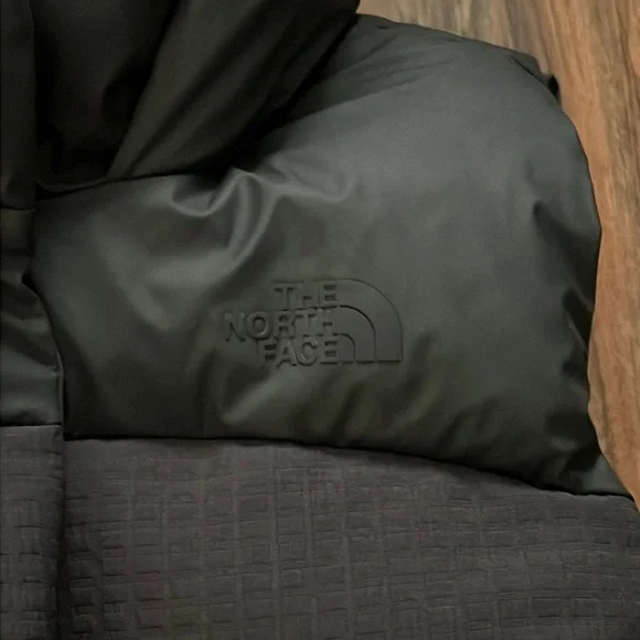 The North Face Novelty Nuptse Vest - Picture 7 of 17